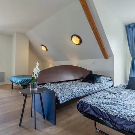 Grand Le Bleu Posay לה רוש-פוזה